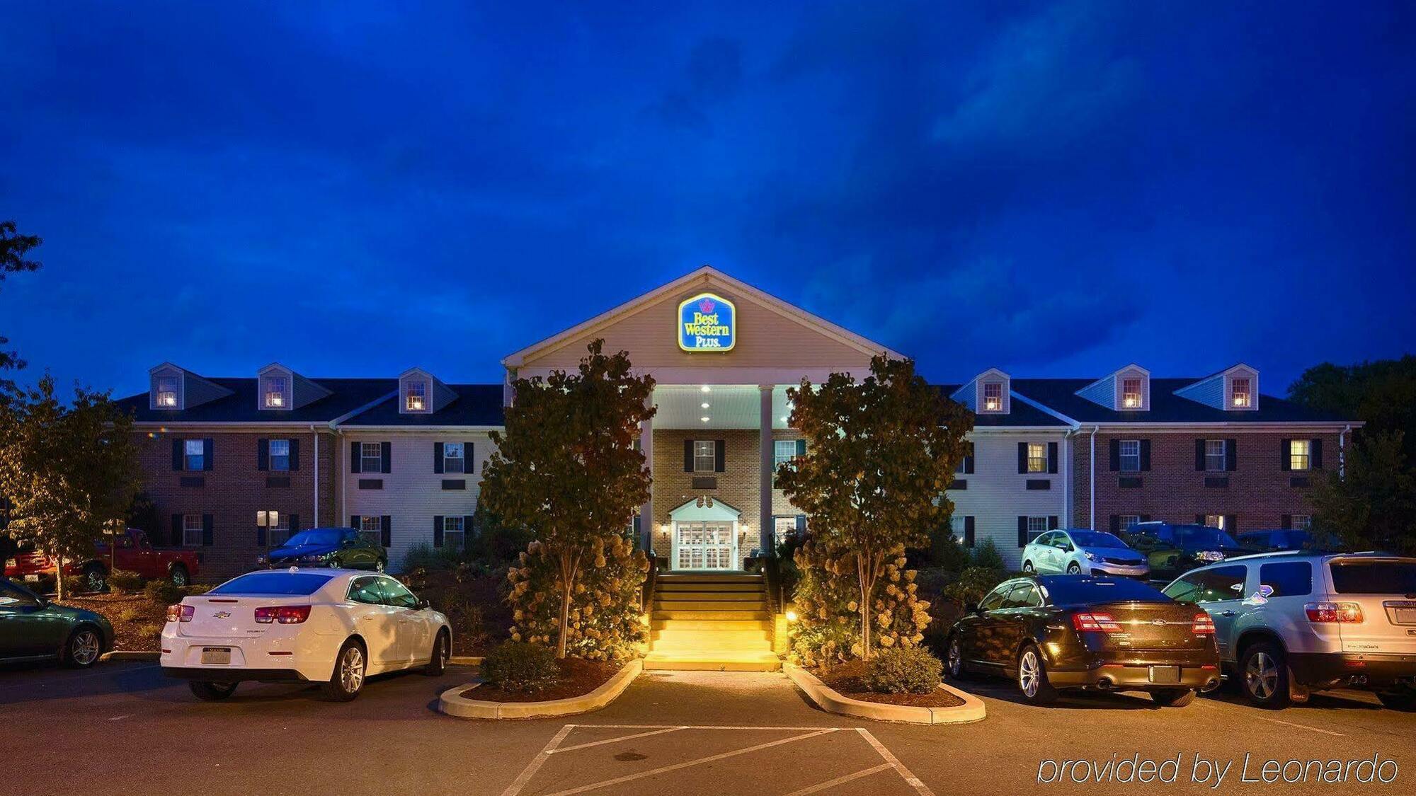 Best Western Plus Country Cupboard Inn Луисбърг Екстериор снимка